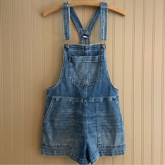 aerie Pants - Aerie Denim Shortall in a Medium Indigo Wash Super Soft Women’s Size XS